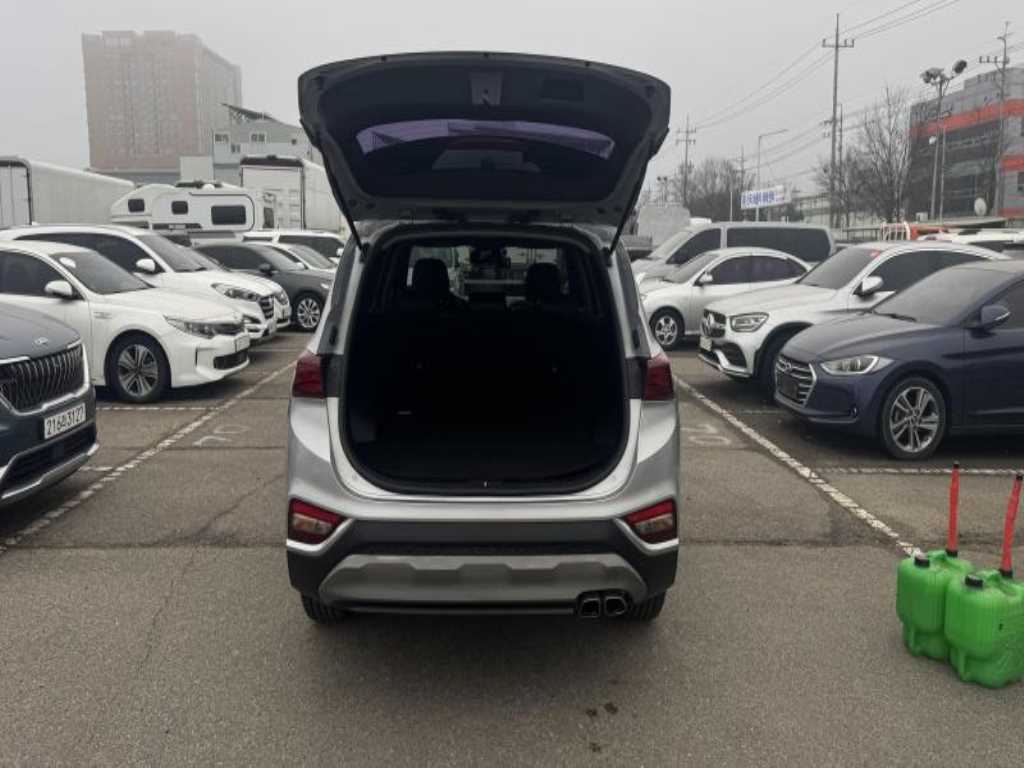 HYUNDAI Santa Fe - Vista 9