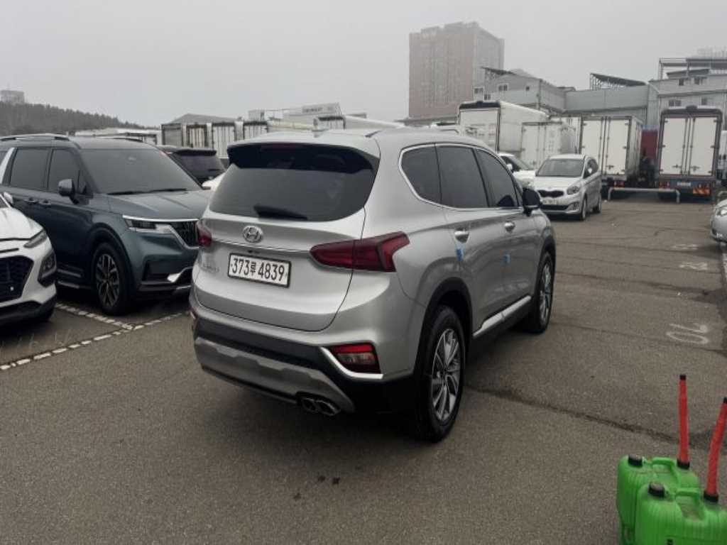 HYUNDAI Santa Fe - Vista 5