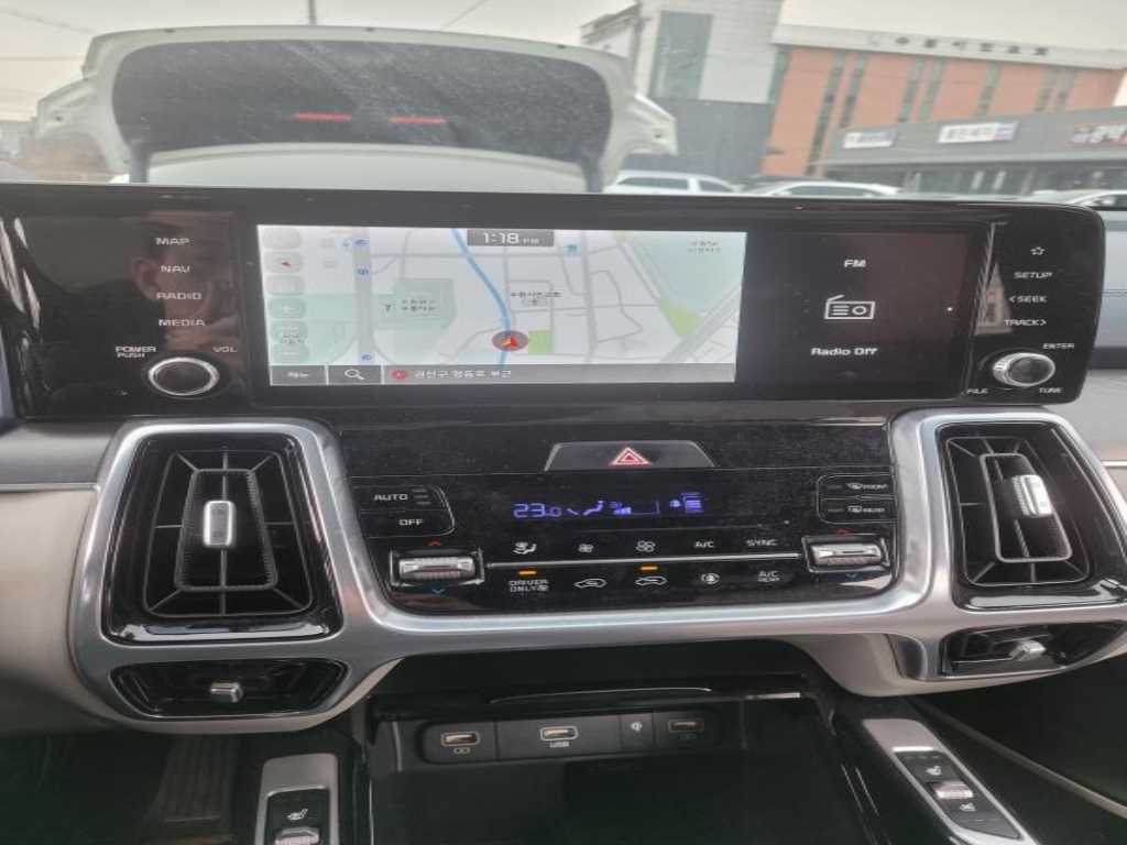 KIA Sorento - Vista 8