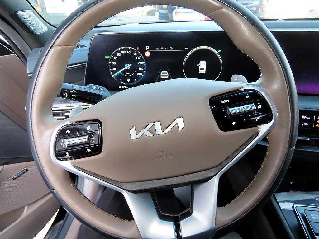 KIA K8 - Vista 8