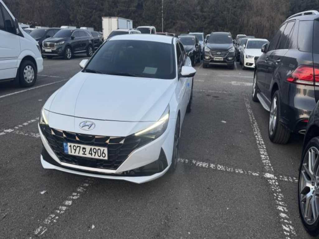 HYUNDAI Avante 2023 - Importación desde Corea - HF Imports Iquique - Foto 1