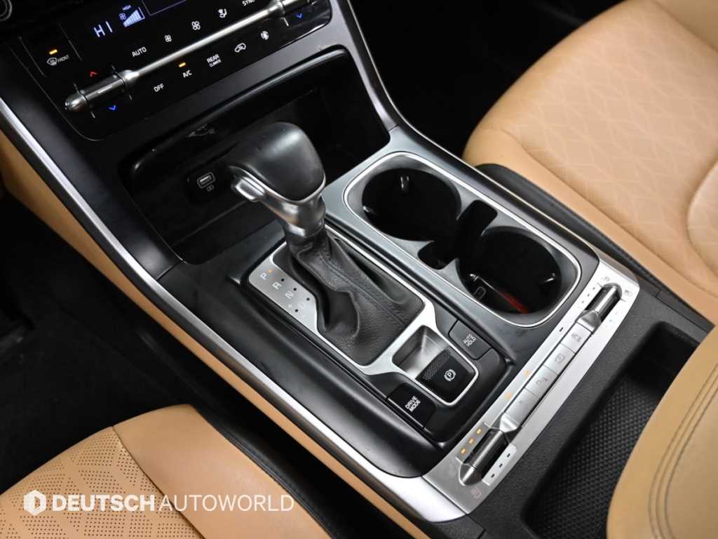 KIA Carnival - Vista 9