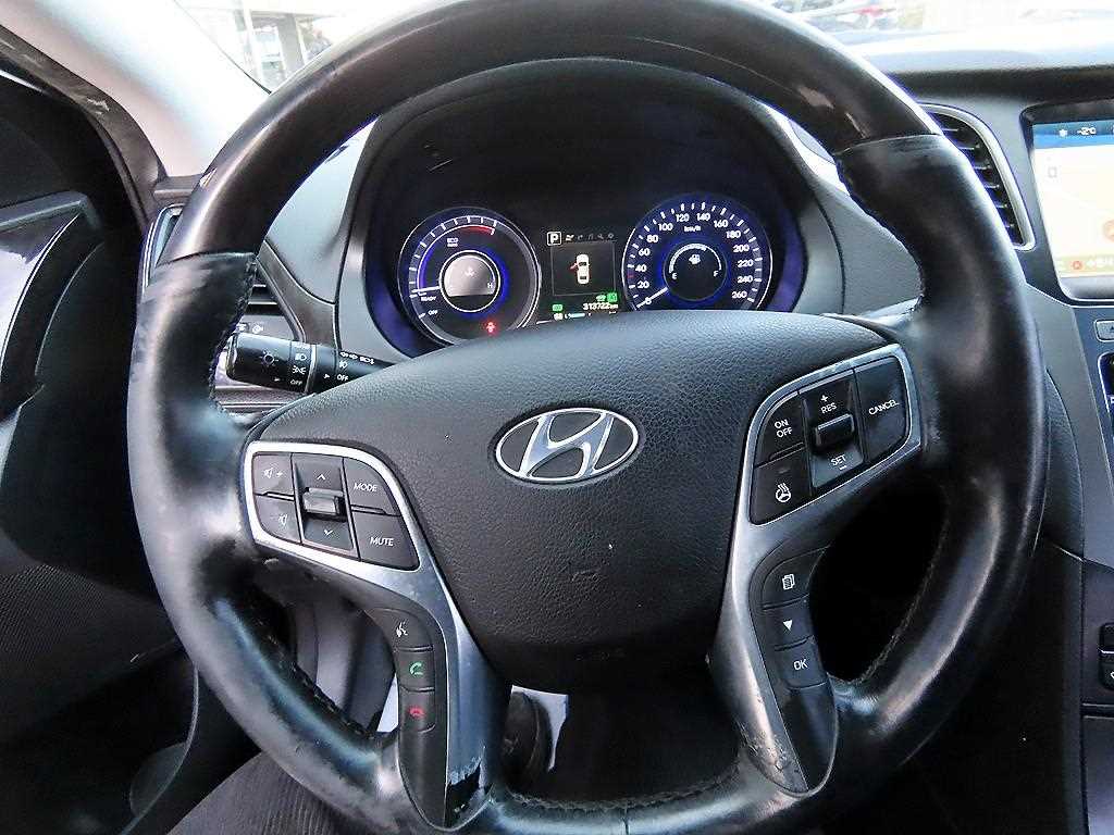 HYUNDAI Grandeur - Vista 8