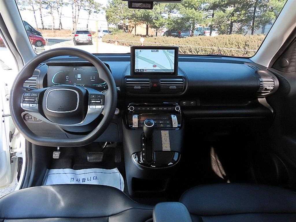 HYUNDAI Casper - Vista 7