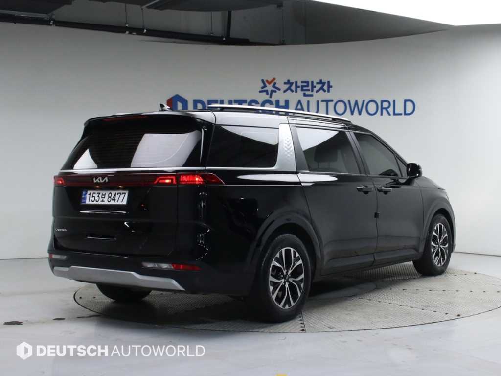 KIA Carnival - Vista 2