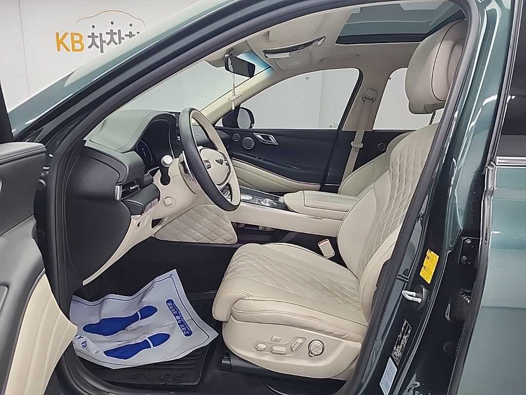 Genesis GV80 - Vista 11