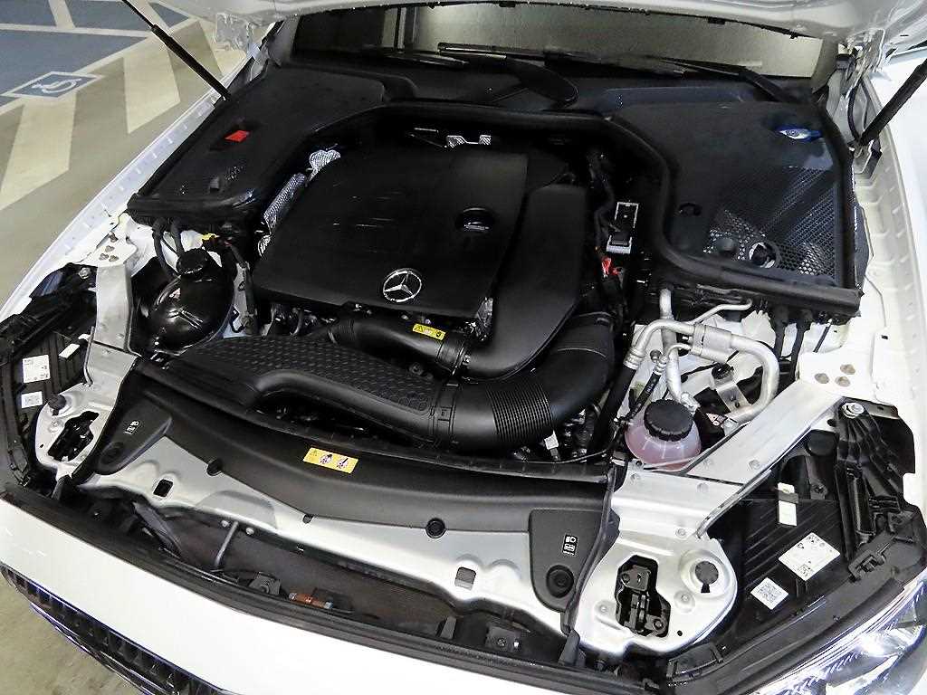 Mercedes Benz E class 2021 Blanco - Importación desde Corea - HF Imports Iquique - Foto 19