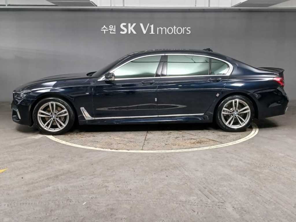 BMW 7 Series - Vista 3