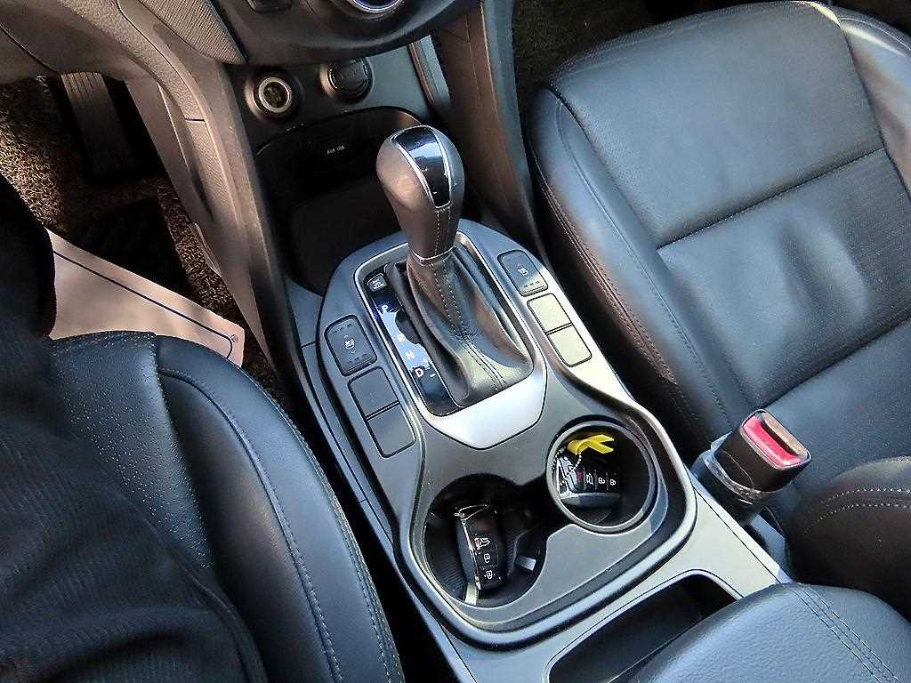 HYUNDAI Santa Fe - Vista 10