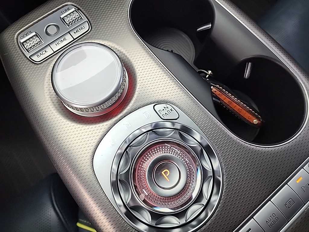 Genesis GV60 - Vista 8