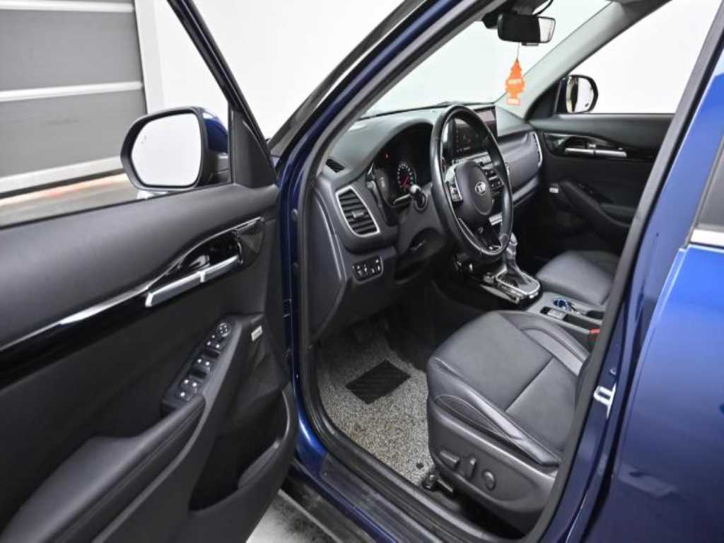 KIA Seltos - Vista 11