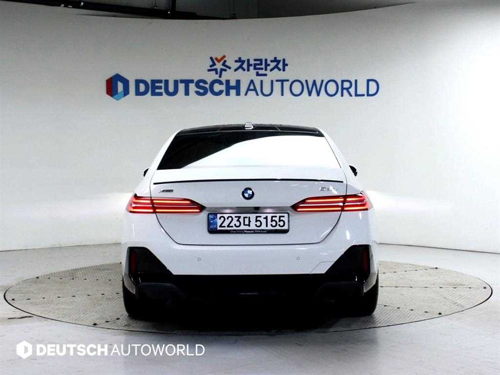 BMW 5 Series - Vista 4