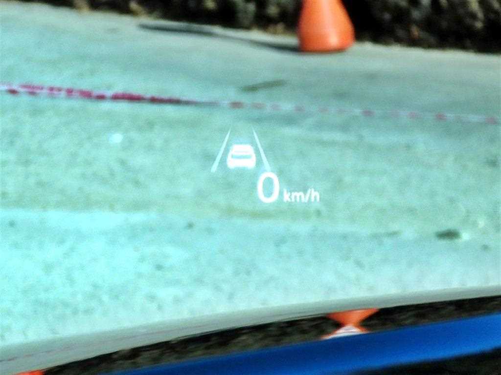 Genesis G70 - Vista 10