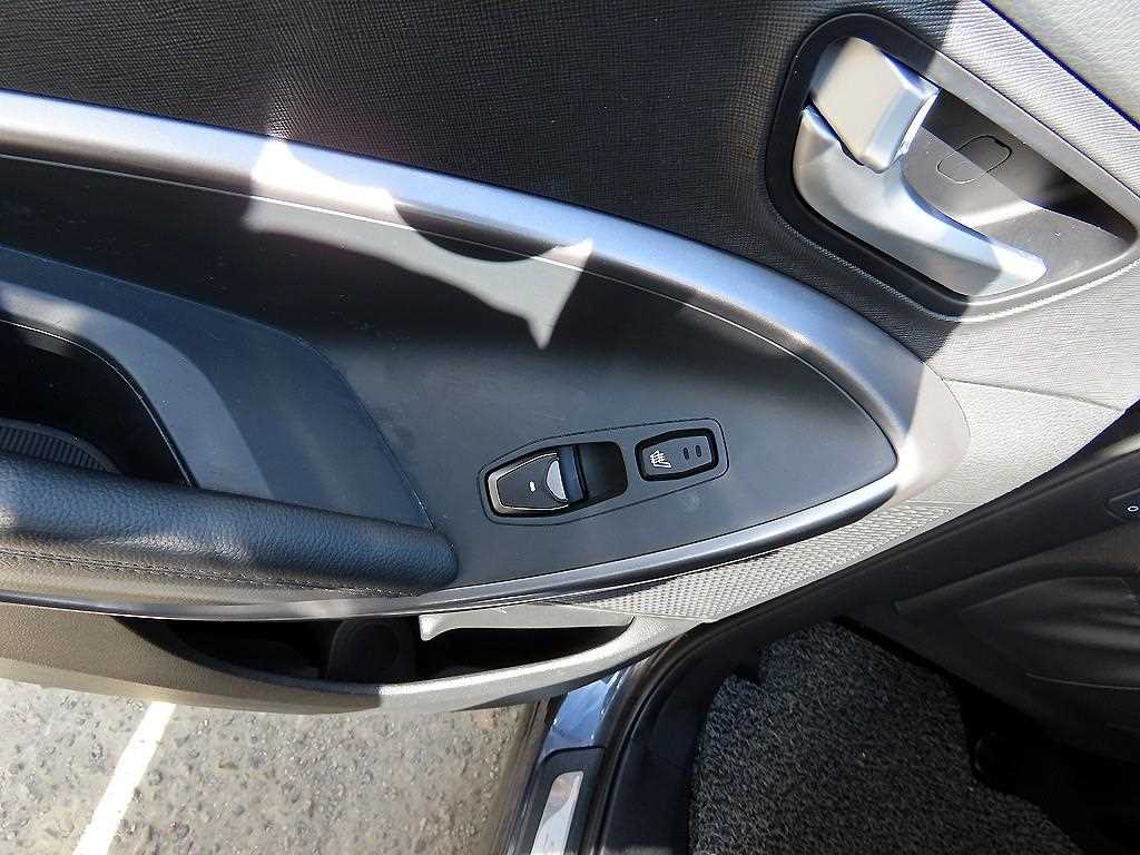 HYUNDAI Santa Fe 2015 Azul - Importación desde Corea - HF Imports Iquique - Foto 17