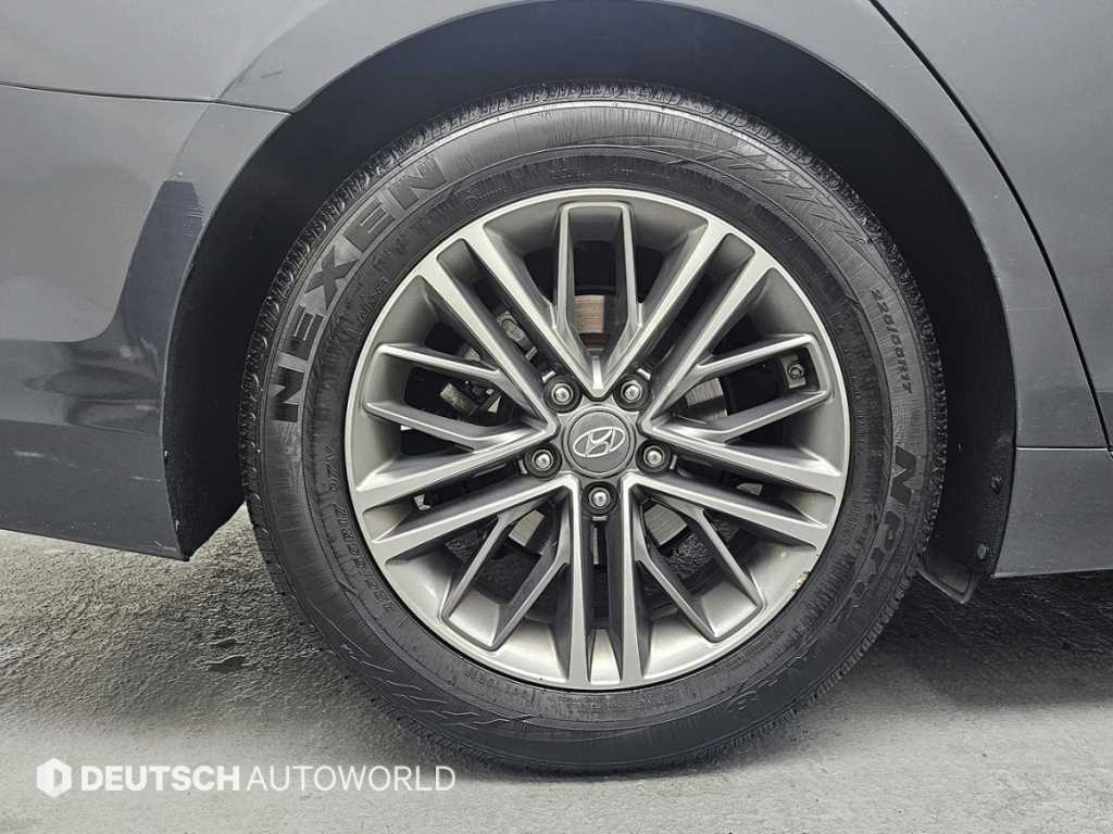 HYUNDAI Grandeur - Vista 6