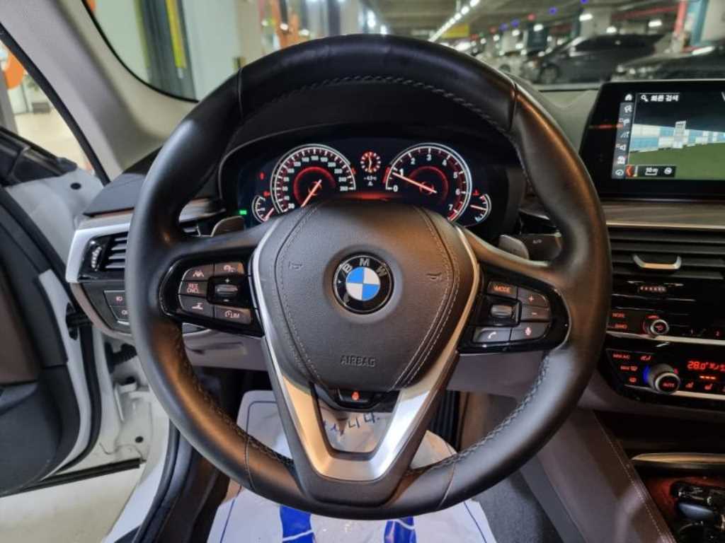 BMW 5 Series - Vista 7