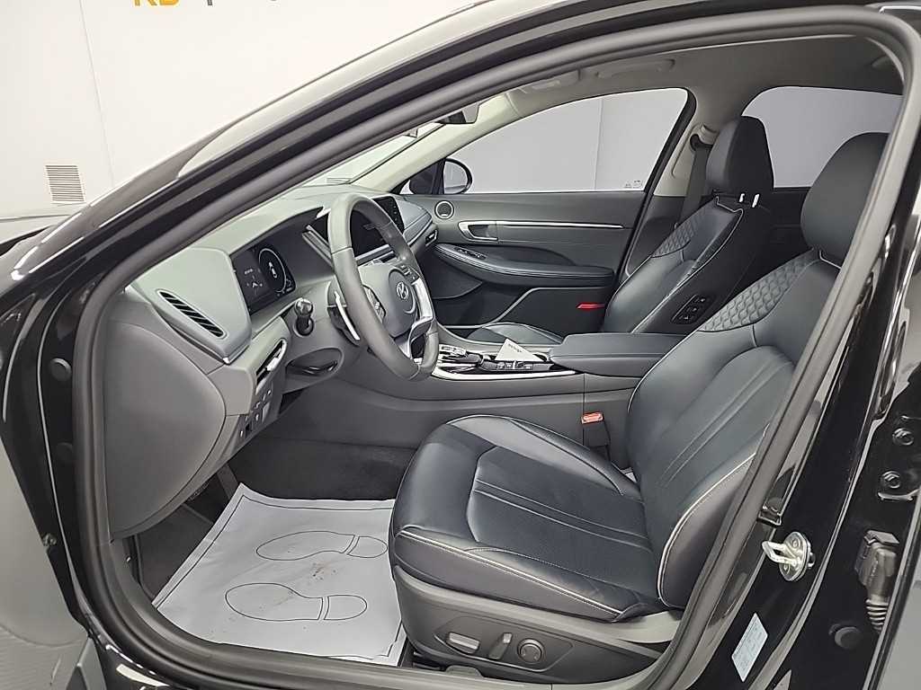 HYUNDAI Sonata - Vista 11