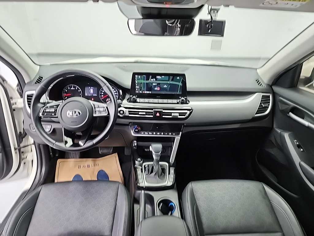 KIA Seltos - Vista 7