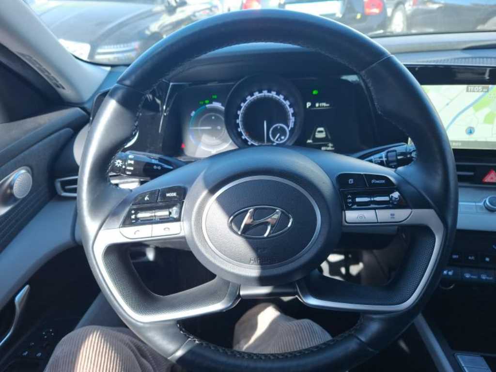 HYUNDAI Avante - Vista 8