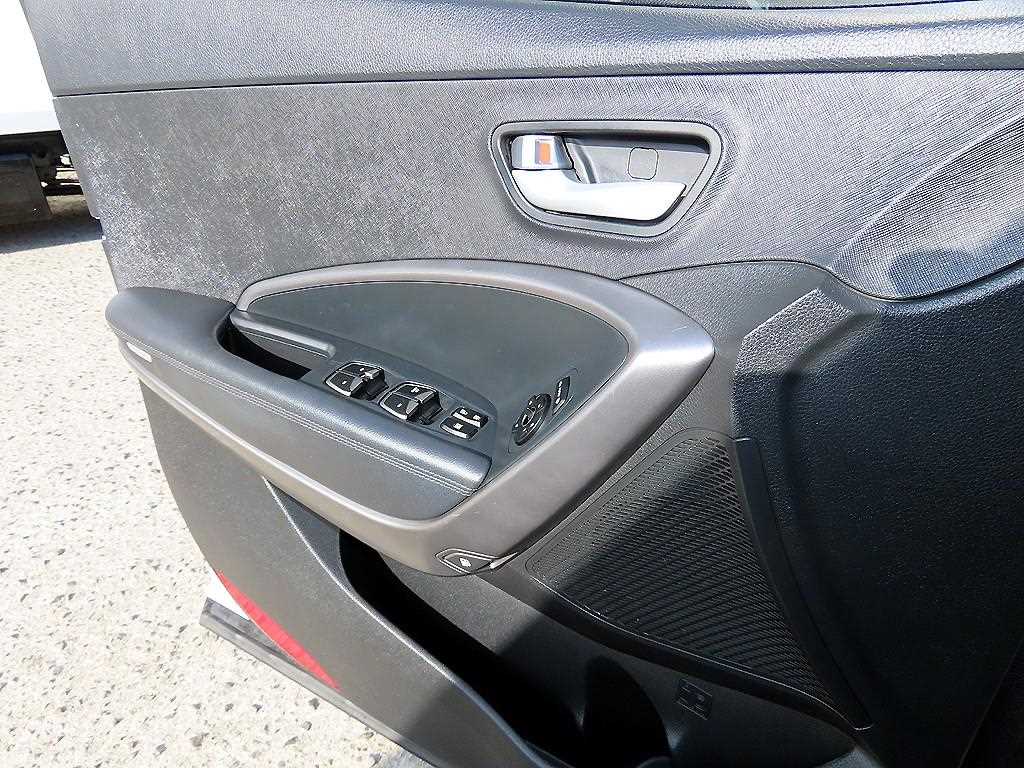 HYUNDAI Santa Fe - Vista 11