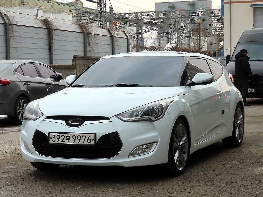 HYUNDAI Veloster - Vista 2