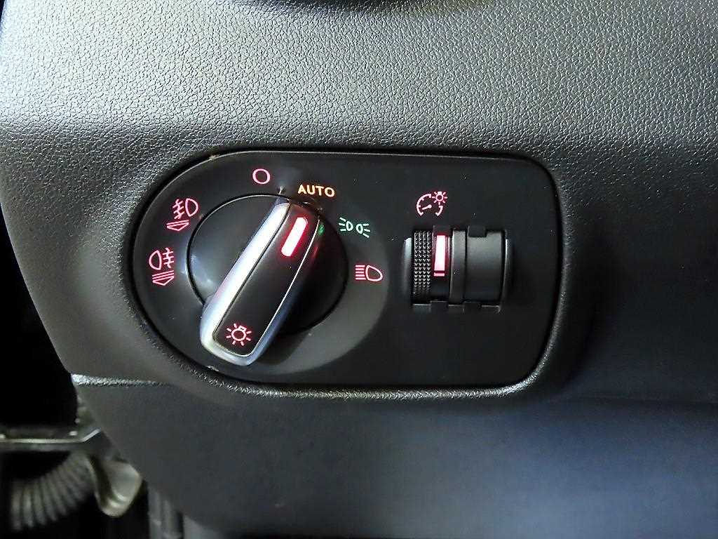 Audi A1 2015 Negro - Importación desde Corea - HF Imports Iquique - Foto 15