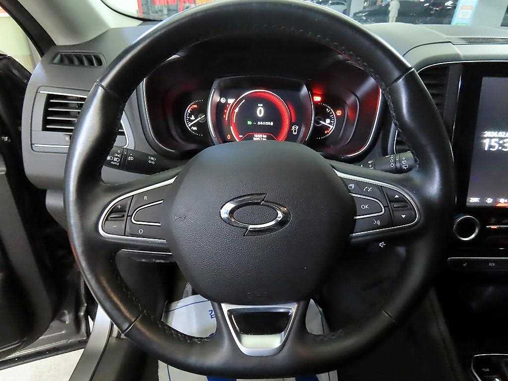 SAMSUNG QM6 - Vista 8