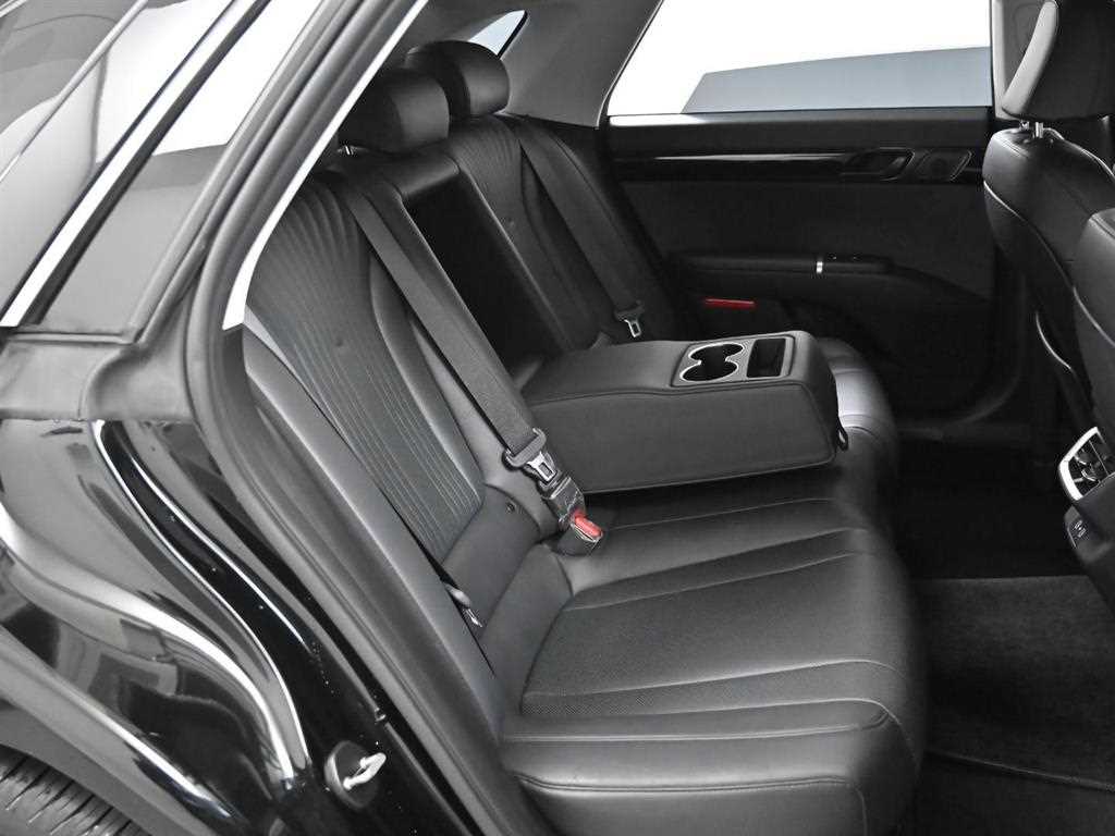 HYUNDAI Grandeur - Vista 12