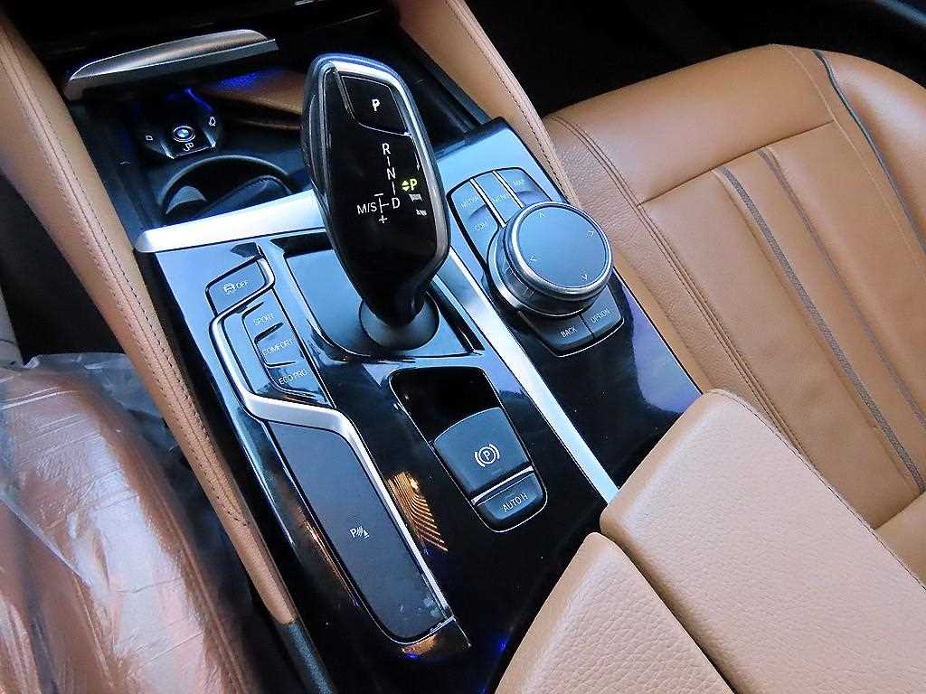 BMW 5 Series - Vista 10