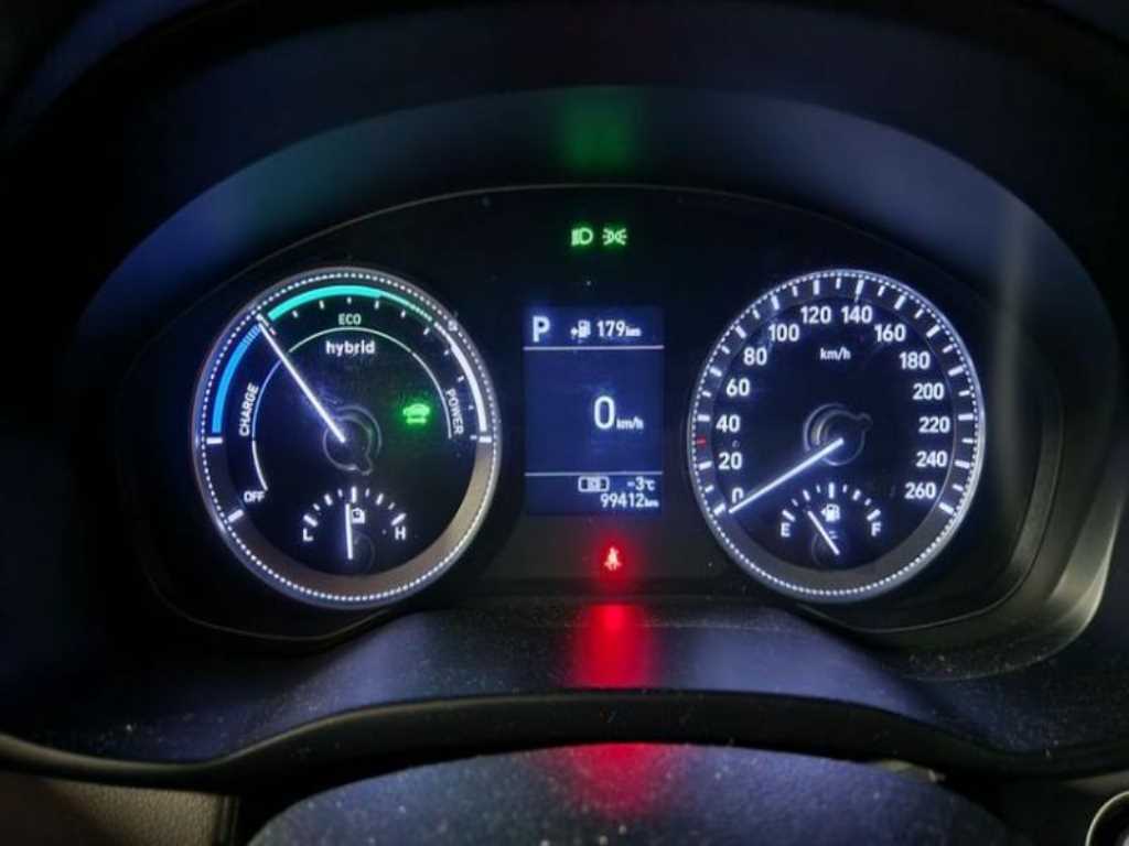 HYUNDAI Grandeur - Vista 11