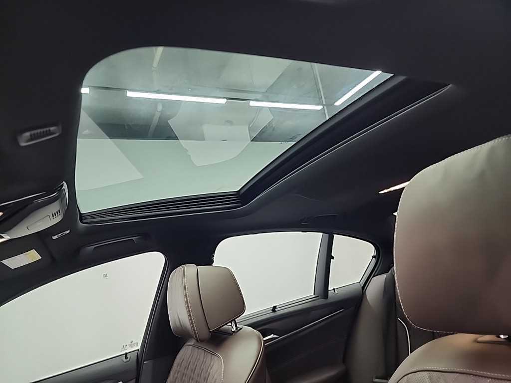 BMW 5 Series 2020 Negro - Importación desde Corea - HF Imports Iquique - Foto 14