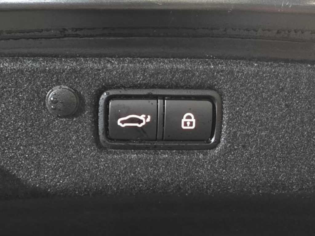 HYUNDAI Grandeur - Vista 7