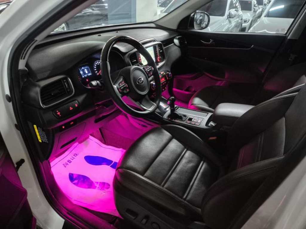 KIA Sorento - Vista 6