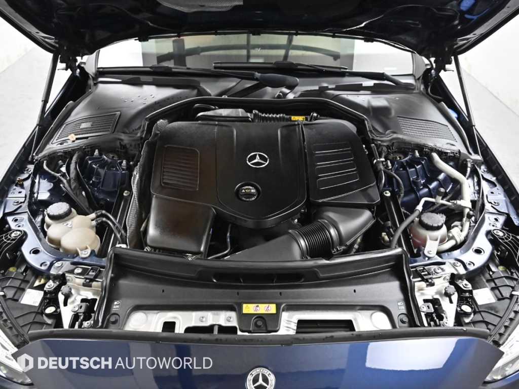 Mercedes Benz C Class - Vista 6