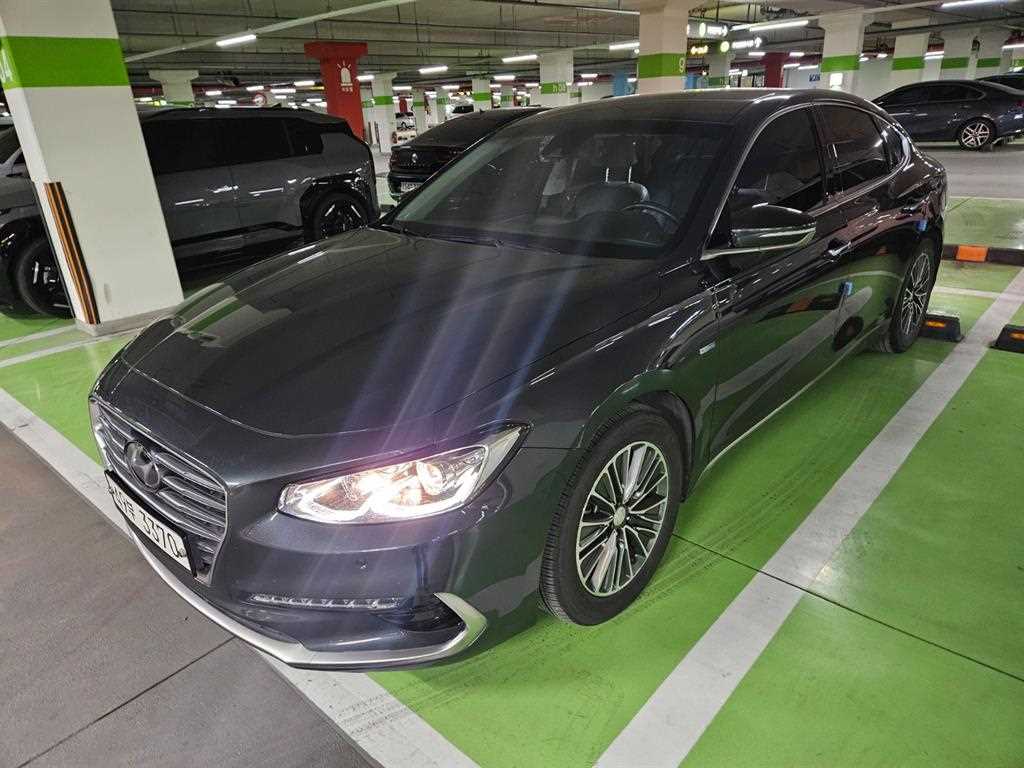 HYUNDAI Grandeur - Vista 2