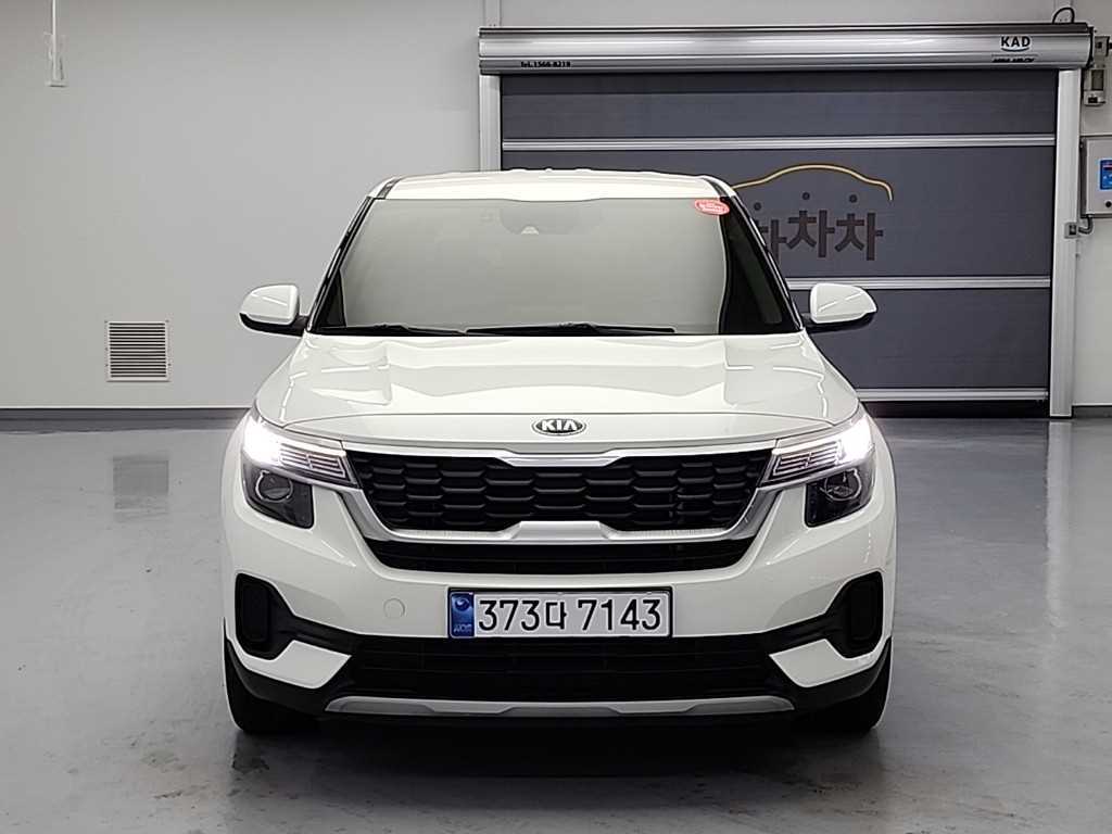 KIA Seltos - Vista 2