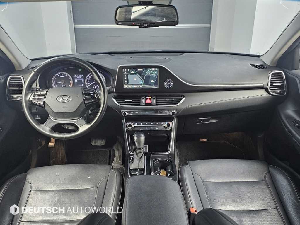 HYUNDAI Grandeur - Vista 8