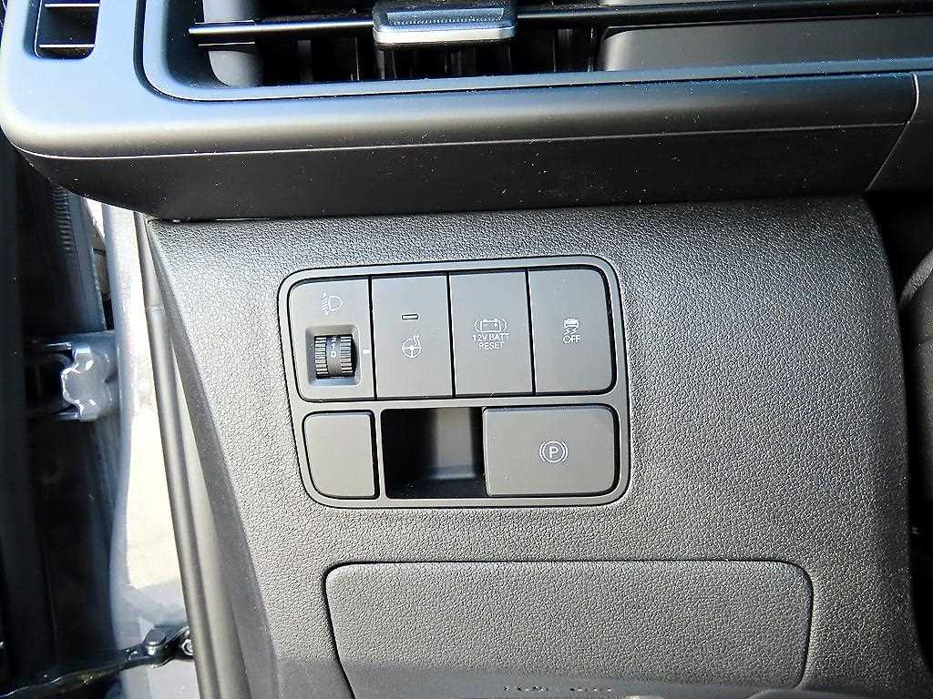 HYUNDAI Staria - Vista 12