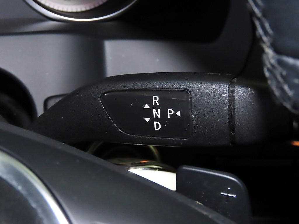 Mercedes Benz E class 2014 Blanco - Importación desde Corea - HF Imports Iquique - Foto 13