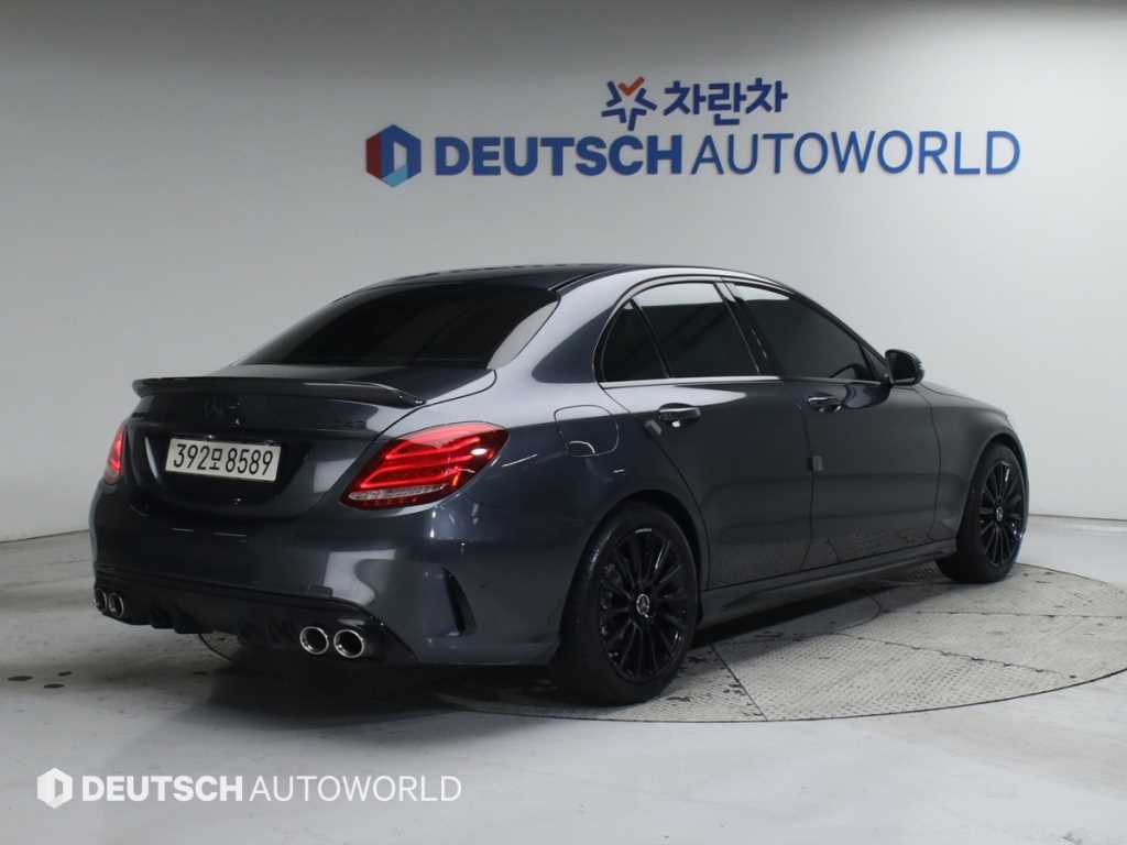 Mercedes Benz C Class - Vista 2