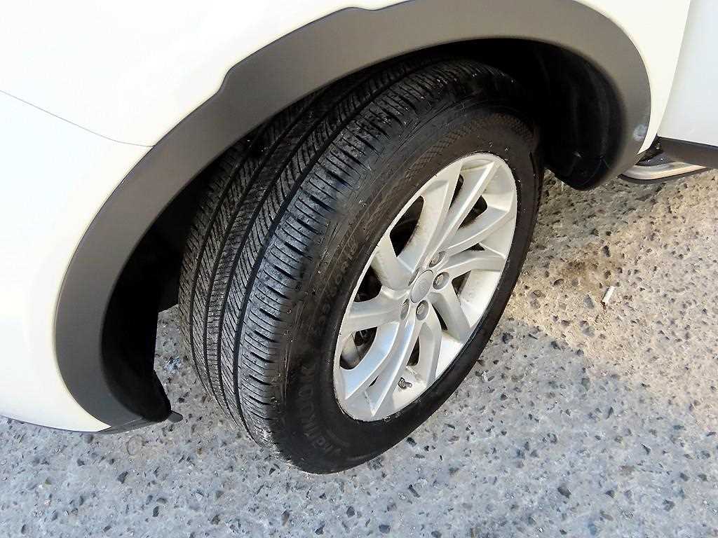 Land Rover Discovery Sports 2019 Blanco - Importación desde Corea - HF Imports Iquique - Foto 20