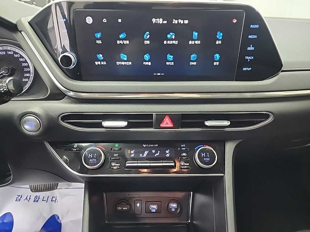 HYUNDAI Sonata - Vista 10