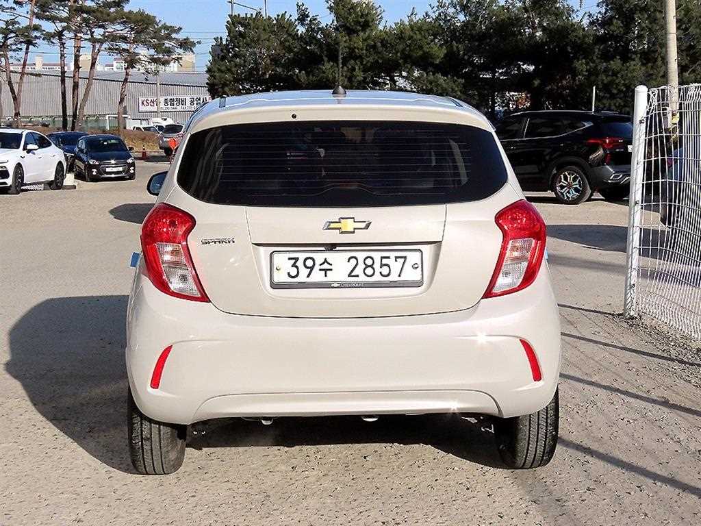 Chevrolet Spark - Vista 4
