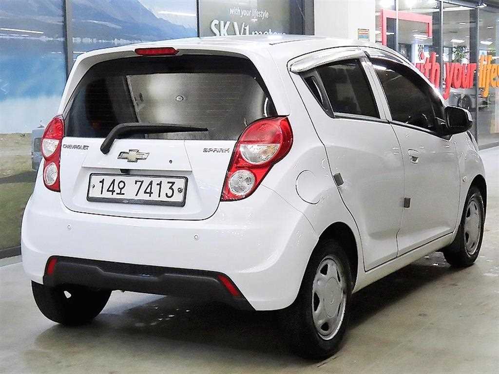 Chevrolet Spark - Vista 4