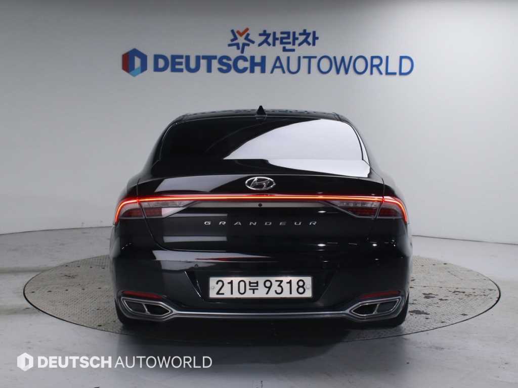 HYUNDAI Grandeur - Vista 4