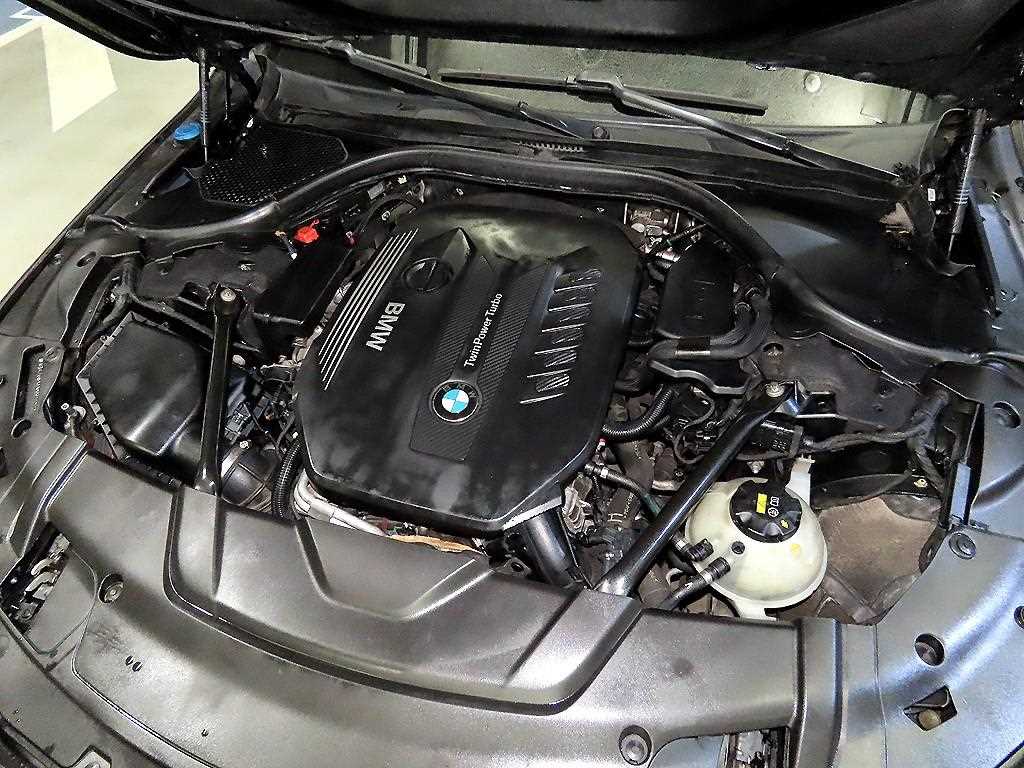 BMW 7 Series 2016 Negro - Importación desde Corea - HF Imports Iquique - Foto 19