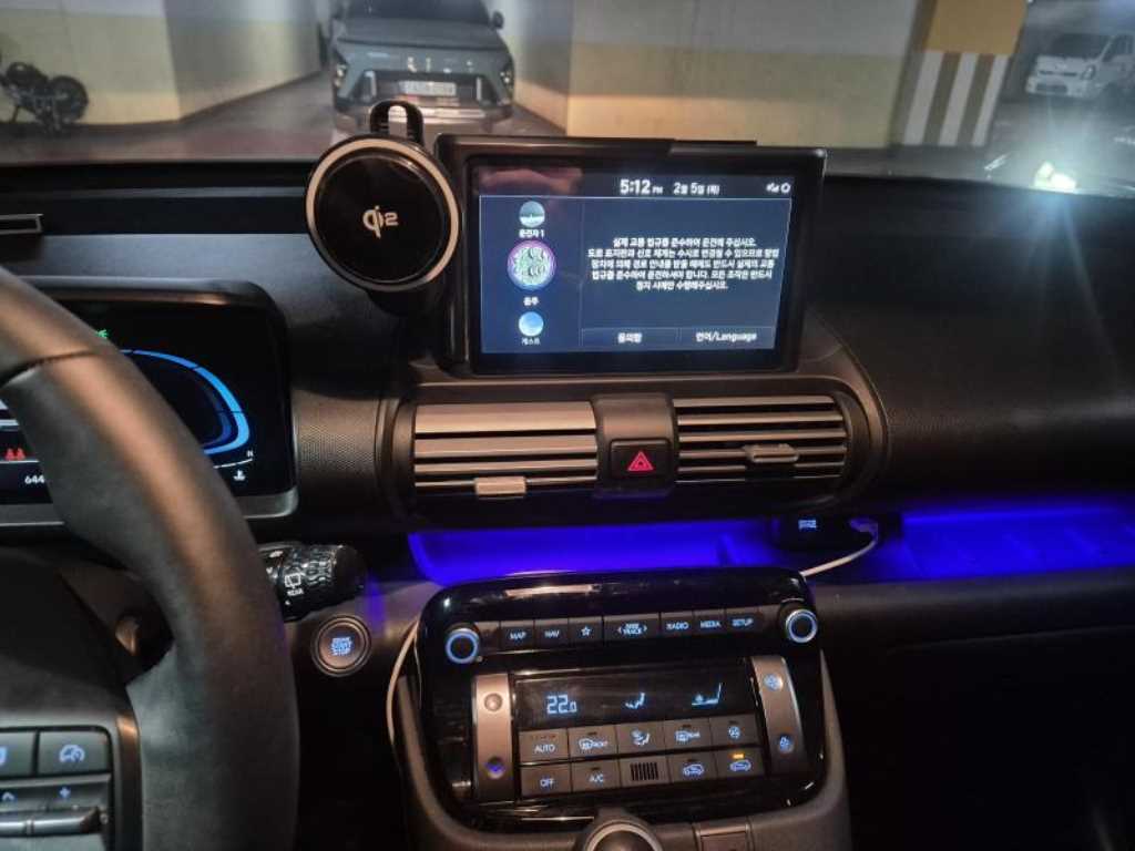 HYUNDAI Casper - Vista 9