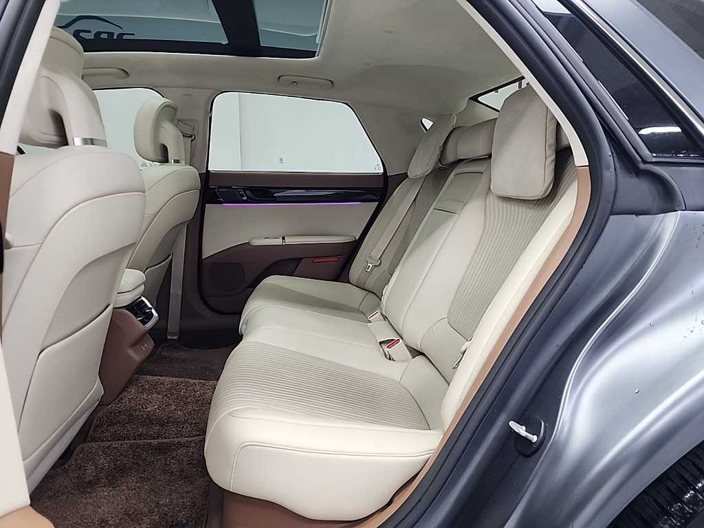 HYUNDAI Grandeur - Vista 12