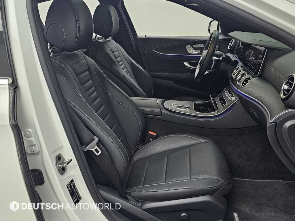 Mercedes Benz E class - Vista 10