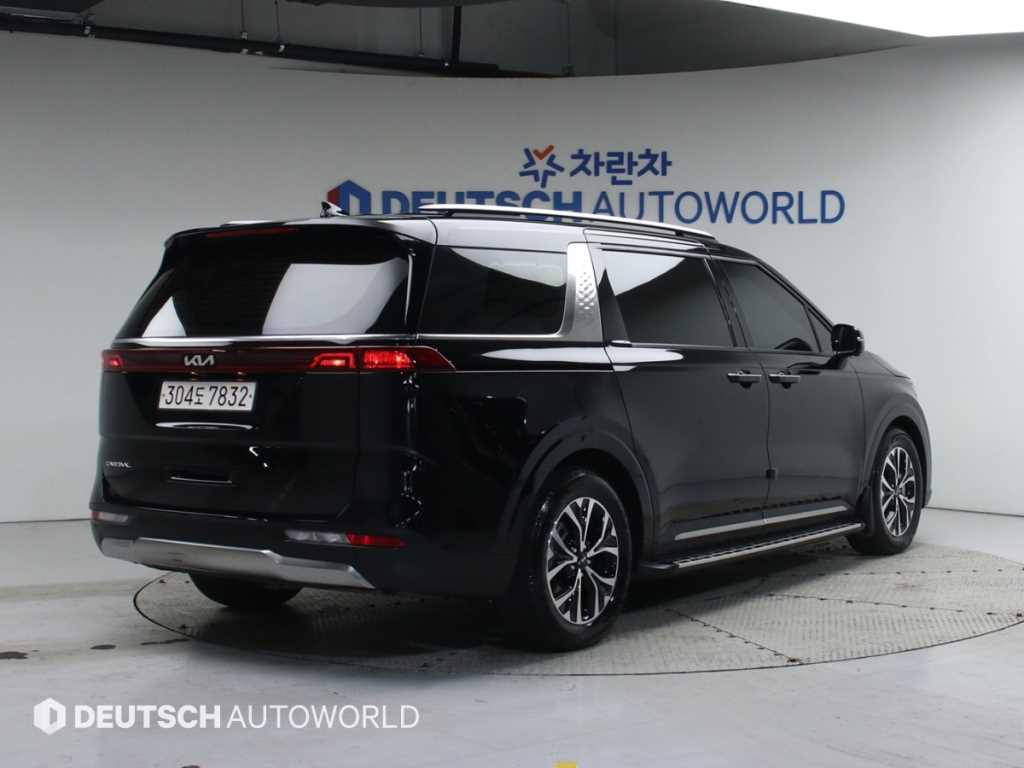 KIA Carnival - Vista 2